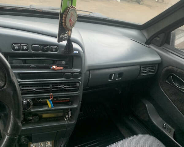 Червоний ВАЗ 21099, об'ємом двигуна 1.6 л та пробігом 260 тис. км за 1150 $, фото 3 на Automoto.ua