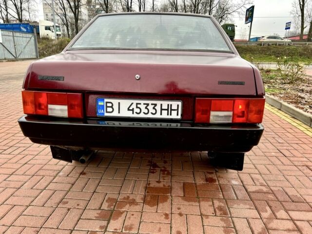 Червоний ВАЗ 21099, об'ємом двигуна 1.5 л та пробігом 375 тис. км за 1684 $, фото 3 на Automoto.ua