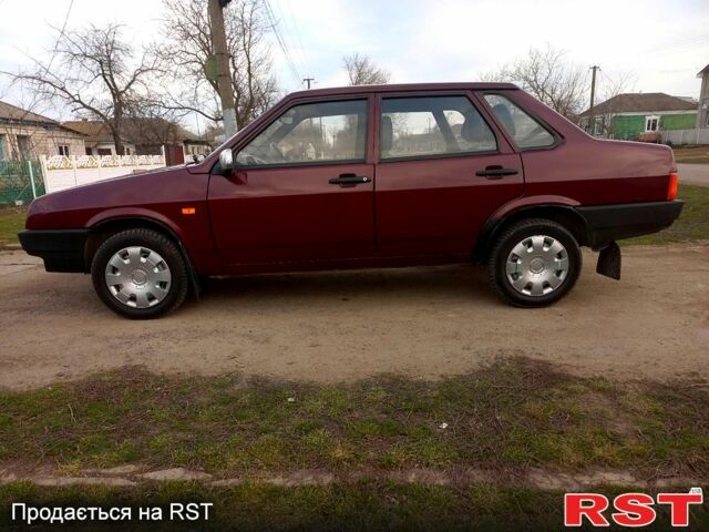 Красный ВАЗ 21099, объемом двигателя 1.6 л и пробегом 0 тыс. км за 2300 $, фото 2 на Automoto.ua