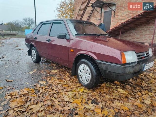 ВАЗ 21099 2007 в Каменке на Automoto.ua Красный ВАЗ 21099, объемом двигателя 1.6 л и пробегом 215 тыс. км за 2100 $, фото 3 на Automoto.ua