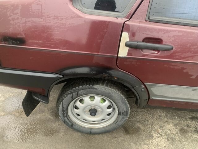 Червоний ВАЗ 21099, об'ємом двигуна 1.6 л та пробігом 260 тис. км за 1150 $, фото 9 на Automoto.ua