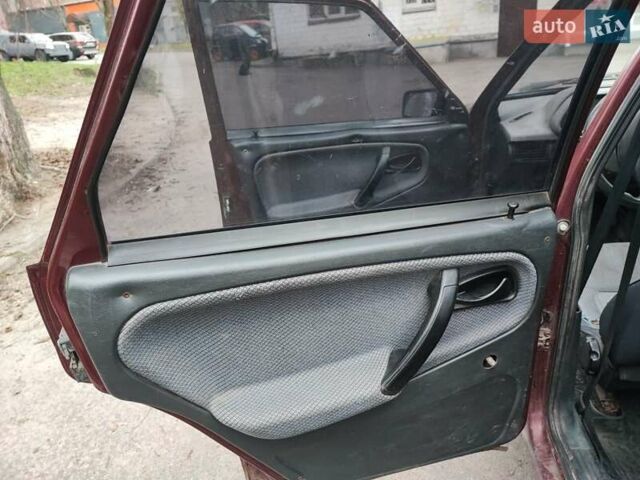Красный ВАЗ 21099, объемом двигателя 1.5 л и пробегом 342 тыс. км за 870 $, фото 15 на Automoto.ua