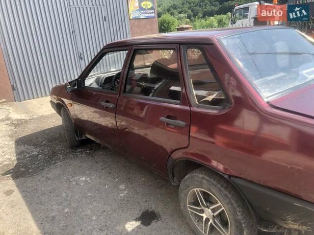Красный ВАЗ 21099, объемом двигателя 1.6 л и пробегом 347 тыс. км за 1800 $, фото 3 на Automoto.ua
