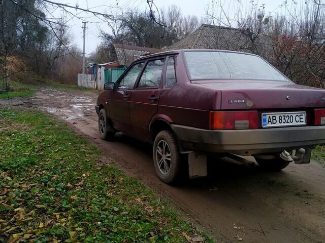 Червоний ВАЗ 21099, об'ємом двигуна 1.6 л та пробігом 170 тис. км за 1400 $, фото 4 на Automoto.ua