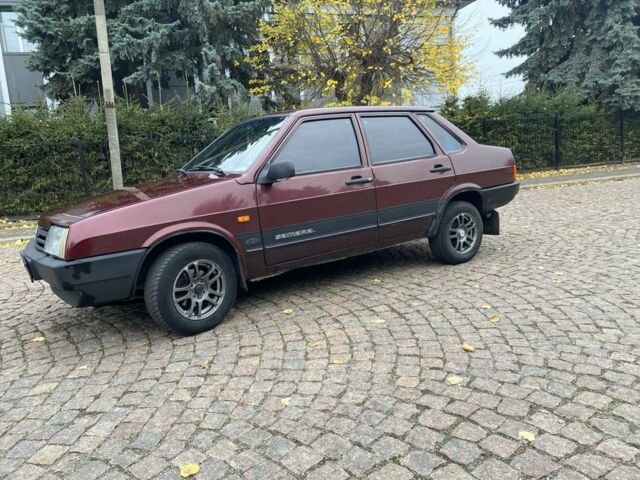 ВАЗ 21099 2007 в Корсунь-Шевченковском на Automoto.ua Красный ВАЗ 21099, объемом двигателя 1.6 л и пробегом 250 тыс. км за 1900 $, фото 1 на Automoto.ua