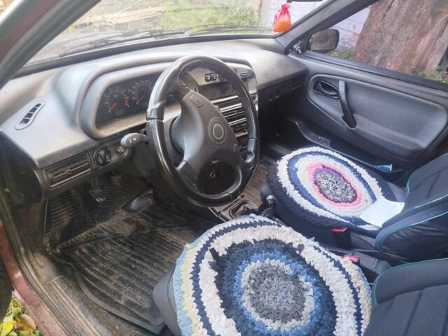 Красный ВАЗ 21099, объемом двигателя 1.6 л и пробегом 1000 тыс. км за 1200 $, фото 3 на Automoto.ua