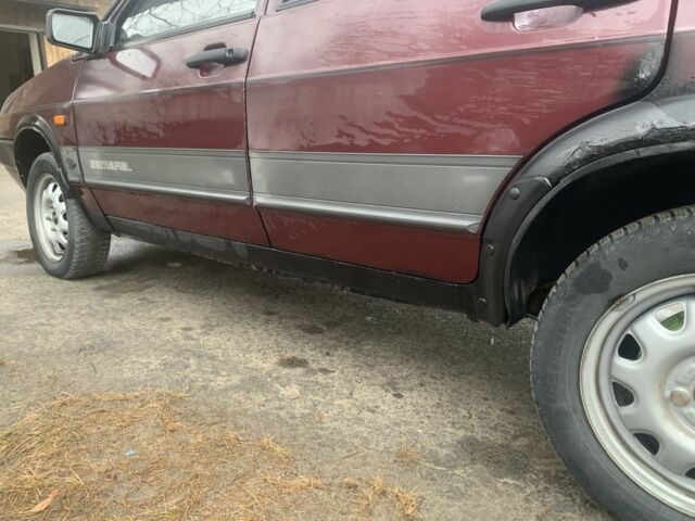 Червоний ВАЗ 21099, об'ємом двигуна 1.6 л та пробігом 260 тис. км за 1150 $, фото 5 на Automoto.ua