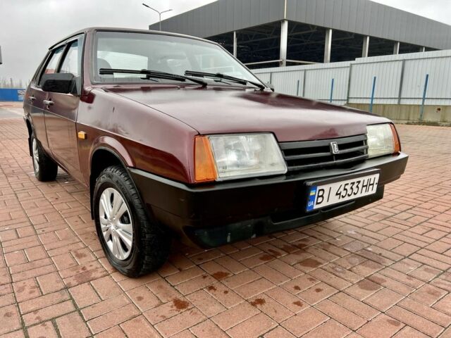 Червоний ВАЗ 21099, об'ємом двигуна 1.5 л та пробігом 375 тис. км за 1684 $, фото 1 на Automoto.ua