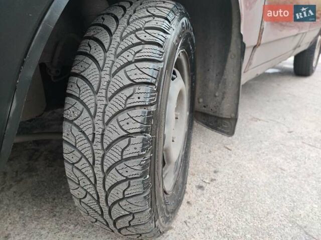 Червоний ВАЗ 21099, об'ємом двигуна 1.5 л та пробігом 339 тис. км за 870 $, фото 11 на Automoto.ua