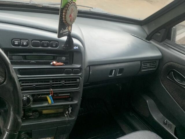 Червоний ВАЗ 21099, об'ємом двигуна 1.6 л та пробігом 260 тис. км за 1150 $, фото 3 на Automoto.ua