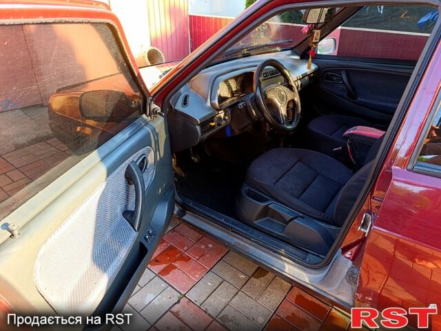 Красный ВАЗ 21099, объемом двигателя 1.6 л и пробегом 205 тыс. км за 999 $, фото 10 на Automoto.ua