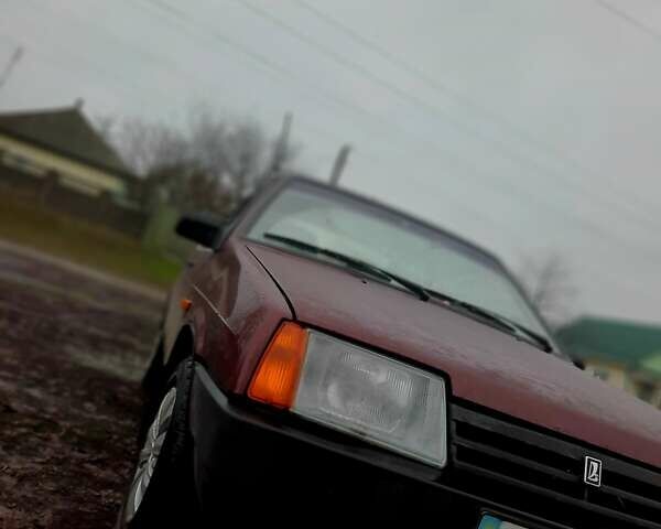 Червоний ВАЗ 21099, об'ємом двигуна 1.6 л та пробігом 194 тис. км за 2877 $, фото 5 на Automoto.ua