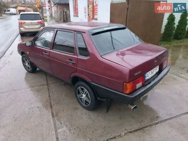 Красный ВАЗ 21099, объемом двигателя 1.6 л и пробегом 230 тыс. км за 1350 $, фото 3 на Automoto.ua