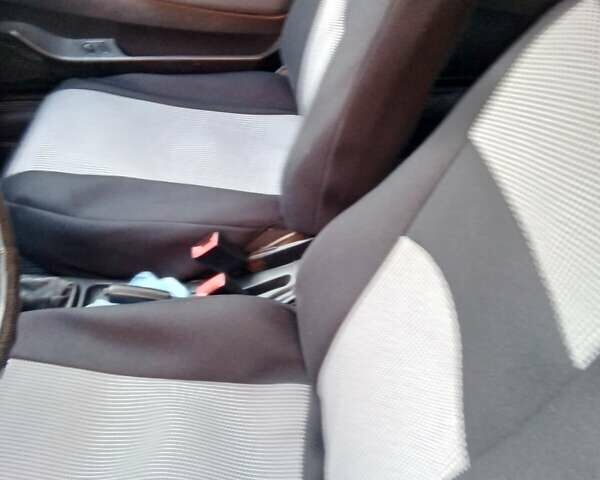 Червоний ВАЗ 21099, об'ємом двигуна 1.6 л та пробігом 194 тис. км за 2877 $, фото 2 на Automoto.ua