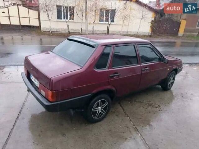 Красный ВАЗ 21099, объемом двигателя 1.6 л и пробегом 230 тыс. км за 1350 $, фото 2 на Automoto.ua