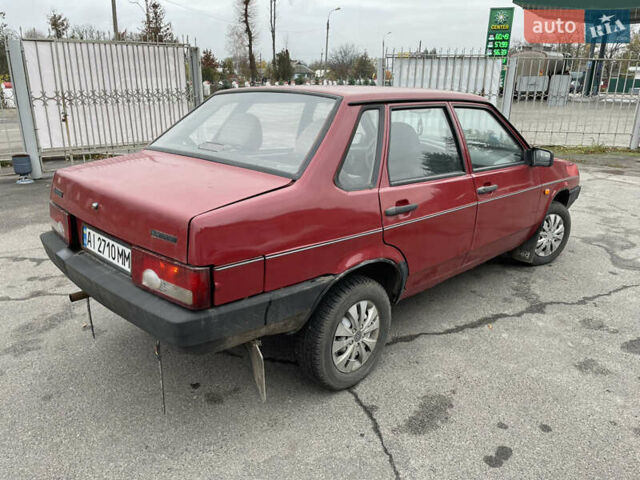 Красный ВАЗ 21099, объемом двигателя 1.6 л и пробегом 200 тыс. км за 1550 $, фото 2 на Automoto.ua
