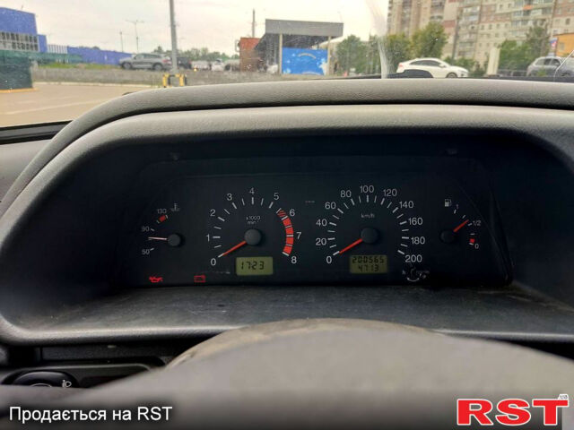 Красный ВАЗ 21099, объемом двигателя 1.6 л и пробегом 200 тыс. км за 2200 $, фото 4 на Automoto.ua