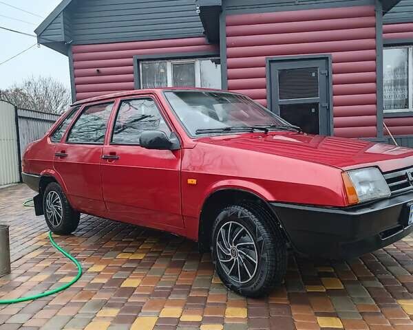 Червоний ВАЗ 21099, об'ємом двигуна 1.6 л та пробігом 204 тис. км за 1850 $, фото 1 на Automoto.ua