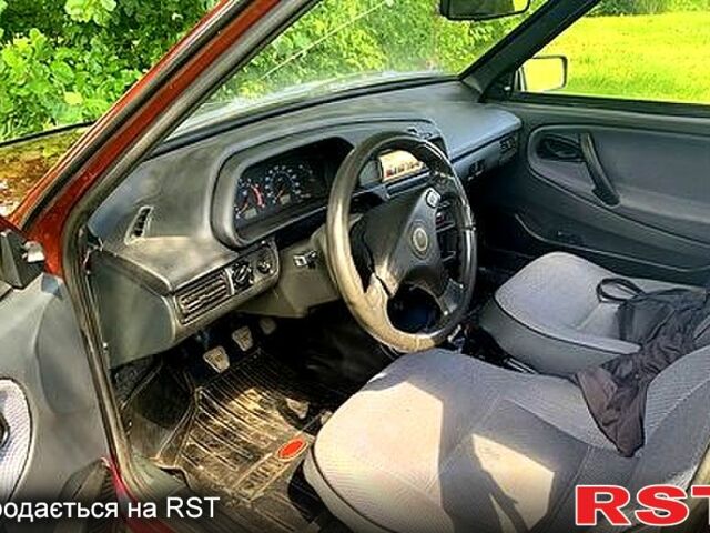 ВАЗ 21099 2008 в Полтаве на Automoto.ua Красный ВАЗ 21099, объемом двигателя 1.6 л и пробегом 0 тыс. км за 2100 $, фото 8 на Automoto.ua