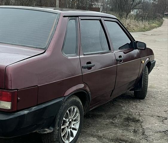 Красный ВАЗ 21099, объемом двигателя 1.6 л и пробегом 293 тыс. км за 1450 $, фото 1 на Automoto.ua