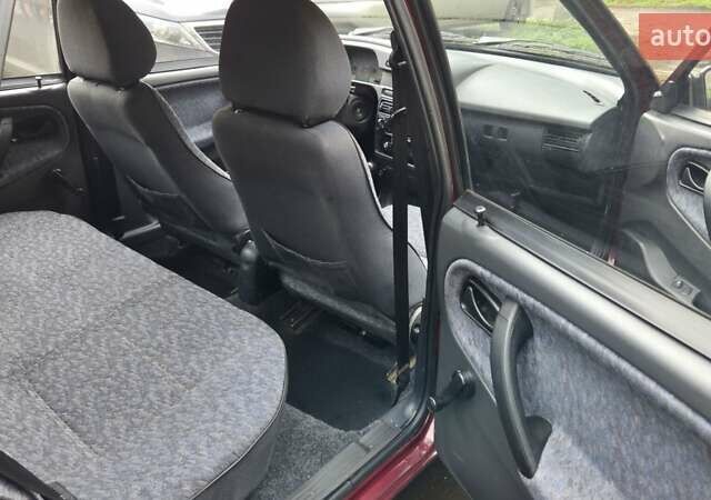 Красный ВАЗ 21099, объемом двигателя 1.6 л и пробегом 25 тыс. км за 5700 $, фото 82 на Automoto.ua