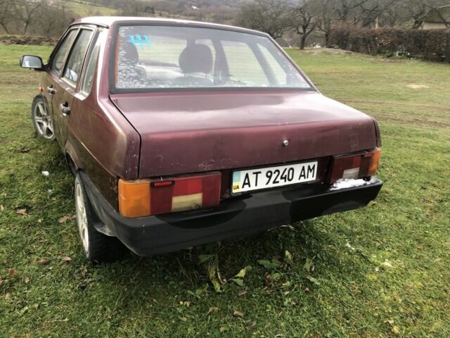 Червоний ВАЗ 21099, об'ємом двигуна 1.6 л та пробігом 300 тис. км за 450 $, фото 3 на Automoto.ua