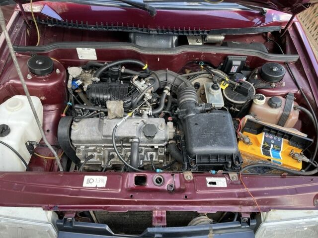 Красный ВАЗ 21099, объемом двигателя 1.6 л и пробегом 145 тыс. км за 1450 $, фото 4 на Automoto.ua