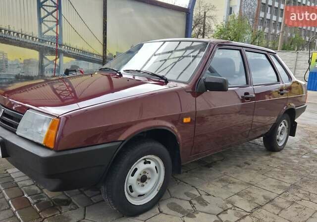 Красный ВАЗ 21099, объемом двигателя 1.6 л и пробегом 25 тыс. км за 5700 $, фото 80 на Automoto.ua