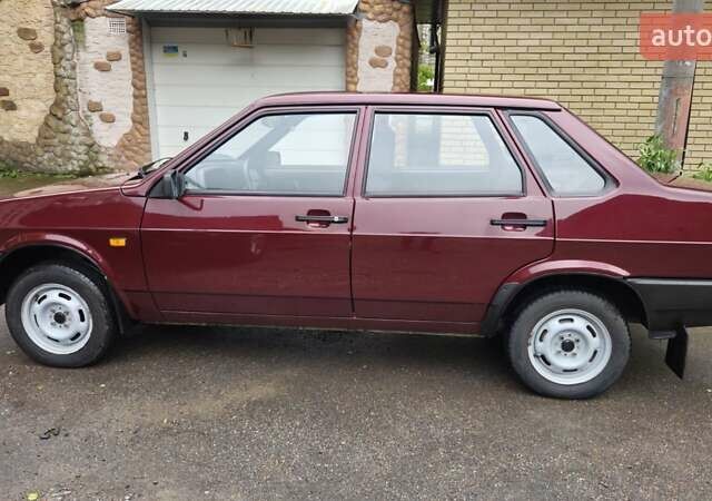 Красный ВАЗ 21099, объемом двигателя 1.6 л и пробегом 25 тыс. км за 5700 $, фото 110 на Automoto.ua
