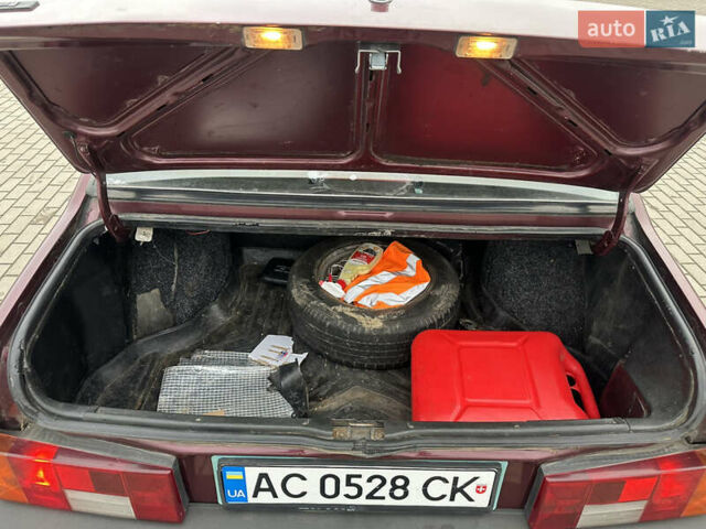 Красный ВАЗ 21099, объемом двигателя 1.6 л и пробегом 200 тыс. км за 1550 $, фото 6 на Automoto.ua