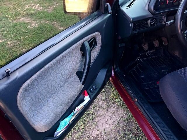 Красный ВАЗ 21099, объемом двигателя 1.6 л и пробегом 297 тыс. км за 1800 $, фото 7 на Automoto.ua