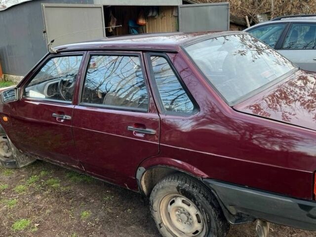 Червоний ВАЗ 21099, об'ємом двигуна 1.6 л та пробігом 220 тис. км за 1400 $, фото 5 на Automoto.ua