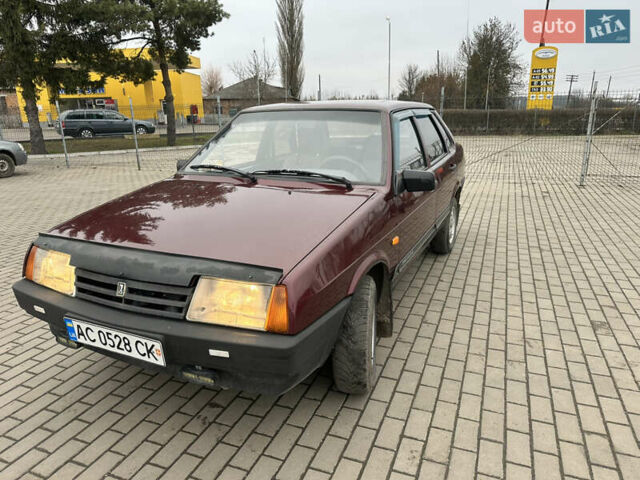 Красный ВАЗ 21099, объемом двигателя 1.6 л и пробегом 200 тыс. км за 1550 $, фото 1 на Automoto.ua