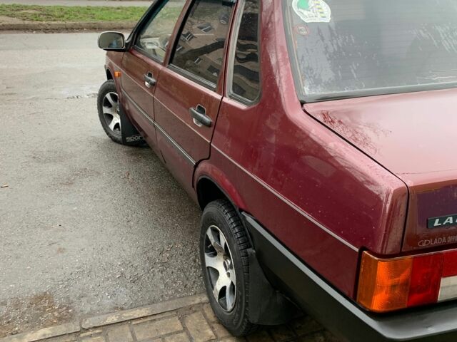 Красный ВАЗ 21099, объемом двигателя 1.5 л и пробегом 151 тыс. км за 2300 $, фото 12 на Automoto.ua