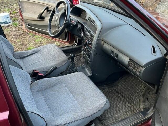 Червоний ВАЗ 21099, об'ємом двигуна 1.6 л та пробігом 220 тис. км за 1400 $, фото 2 на Automoto.ua