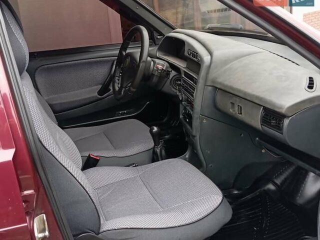 Красный ВАЗ 21099, объемом двигателя 1.6 л и пробегом 267 тыс. км за 2150 $, фото 29 на Automoto.ua