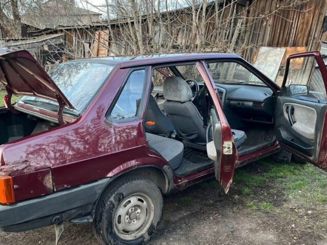 Червоний ВАЗ 21099, об'ємом двигуна 1.6 л та пробігом 220 тис. км за 1400 $, фото 1 на Automoto.ua