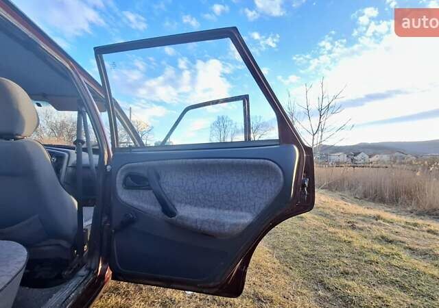 Красный ВАЗ 21099, объемом двигателя 1.6 л и пробегом 168 тыс. км за 1358 $, фото 24 на Automoto.ua