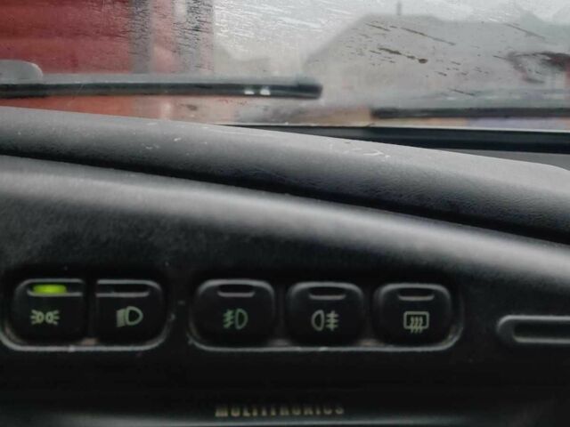 Красный ВАЗ 21099, объемом двигателя 1.6 л и пробегом 150 тыс. км за 2050 $, фото 7 на Automoto.ua