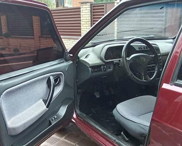 Красный ВАЗ 21099, объемом двигателя 1.6 л и пробегом 267 тыс. км за 2150 $, фото 23 на Automoto.ua