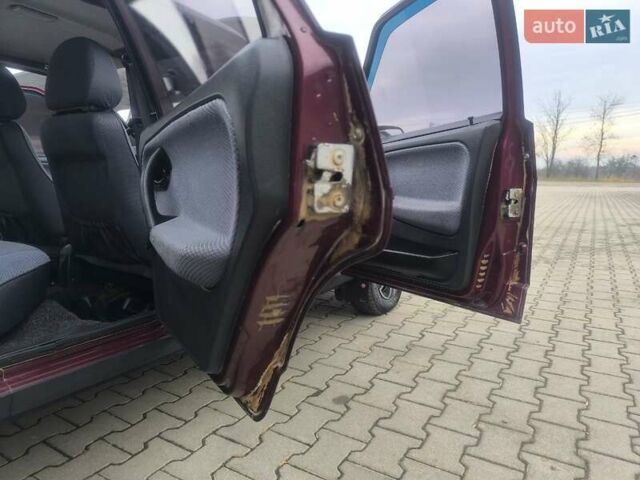 Красный ВАЗ 21099, объемом двигателя 1.6 л и пробегом 184 тыс. км за 2300 $, фото 35 на Automoto.ua