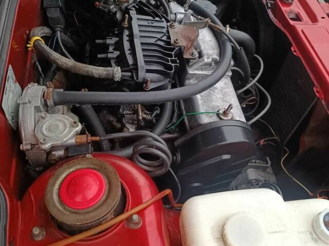 Красный ВАЗ 21099, объемом двигателя 1.6 л и пробегом 150 тыс. км за 2050 $, фото 11 на Automoto.ua