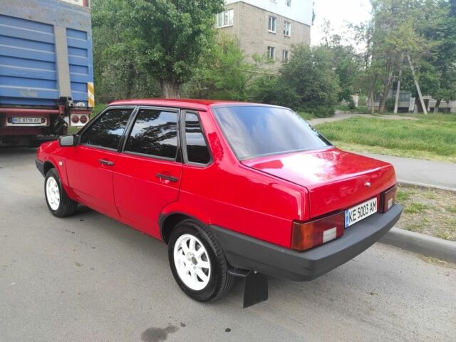 Червоний ВАЗ 21099, об'ємом двигуна 1.6 л та пробігом 217 тис. км за 3000 $, фото 3 на Automoto.ua