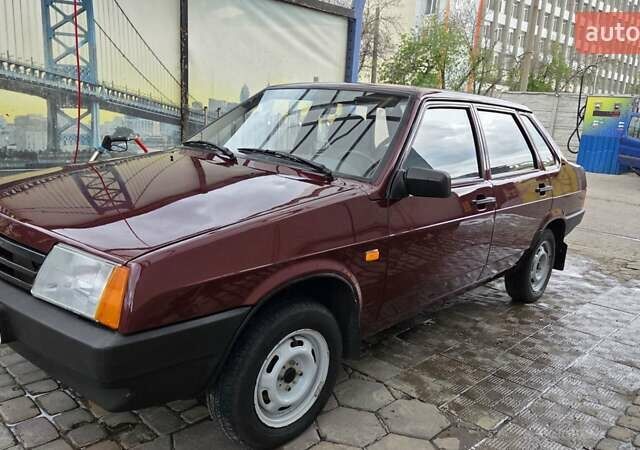 Красный ВАЗ 21099, объемом двигателя 1.6 л и пробегом 25 тыс. км за 5700 $, фото 3 на Automoto.ua