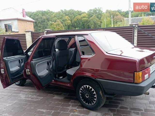 Красный ВАЗ 21099, объемом двигателя 1.6 л и пробегом 267 тыс. км за 2150 $, фото 19 на Automoto.ua