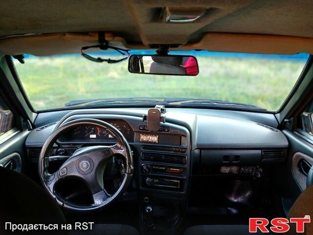 Красный ВАЗ 21099, объемом двигателя 1.6 л и пробегом 297 тыс. км за 1800 $, фото 10 на Automoto.ua