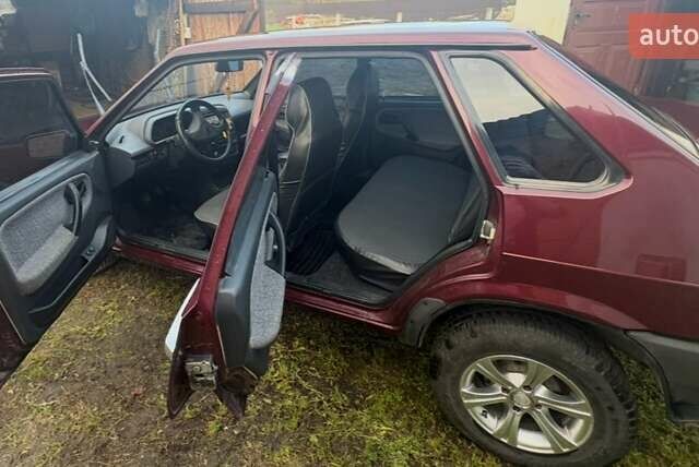 Красный ВАЗ 21099, объемом двигателя 1.6 л и пробегом 138 тыс. км за 2950 $, фото 1 на Automoto.ua