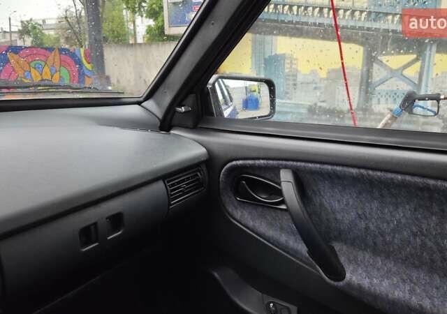 Красный ВАЗ 21099, объемом двигателя 1.6 л и пробегом 25 тыс. км за 5700 $, фото 40 на Automoto.ua