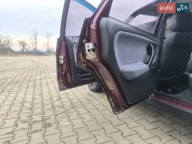 Красный ВАЗ 21099, объемом двигателя 1.6 л и пробегом 184 тыс. км за 2300 $, фото 36 на Automoto.ua