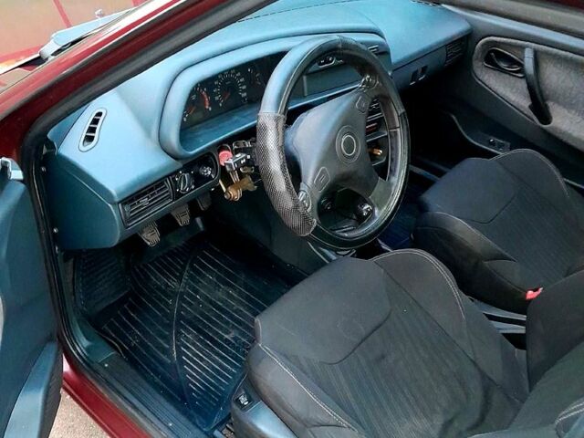 Красный ВАЗ 21099, объемом двигателя 1.6 л и пробегом 89 тыс. км за 3100 $, фото 1 на Automoto.ua